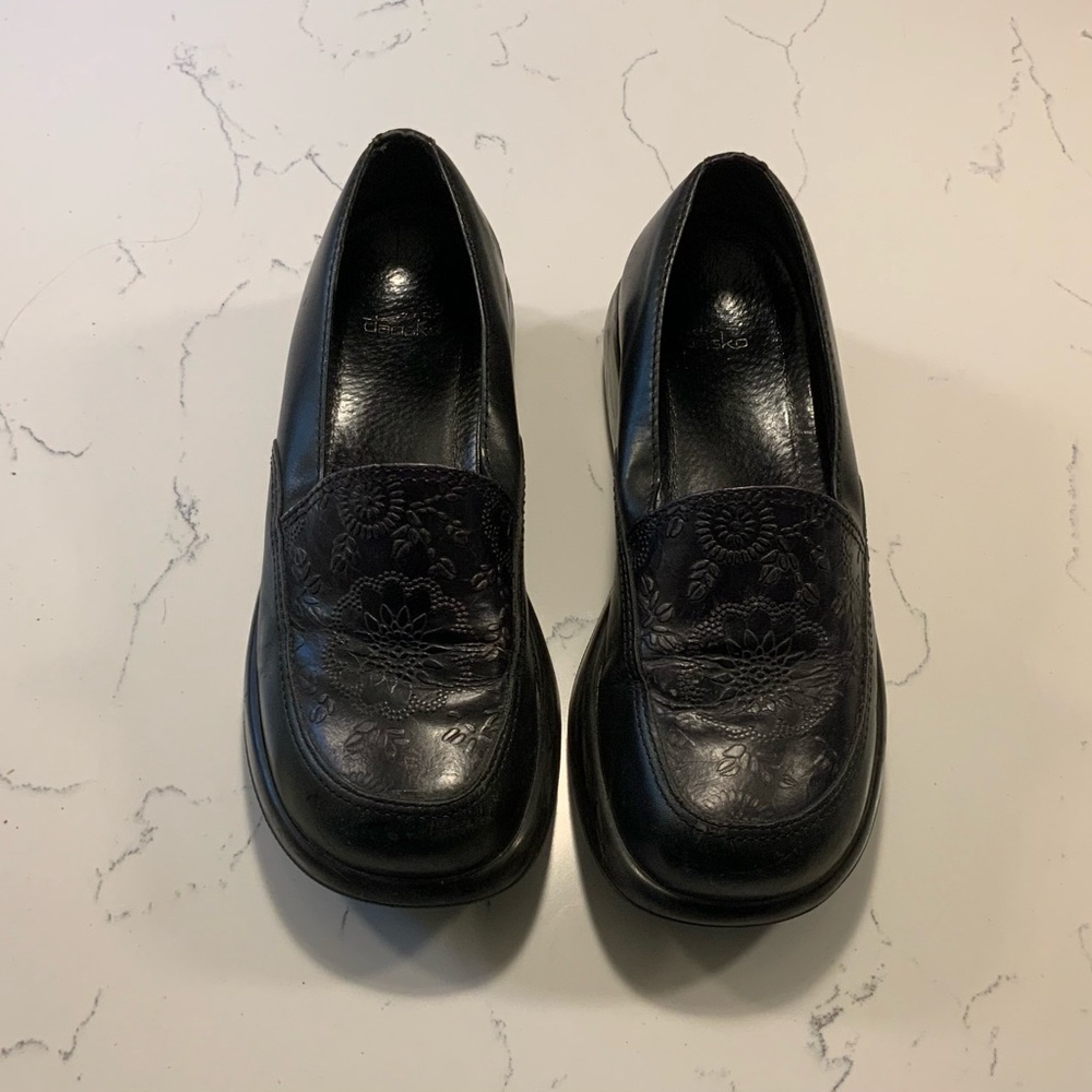 Black Leather Dansko Slip On Clogs Y2K